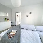 Weinquartier 6 Eventraum Fahrradraum Kaffee Kueche Parken Apartman Naumburg