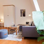 Weinquartier 6 Eventraum Fahrradraum Kaffee Kueche Parken * Naumburg (Saale)