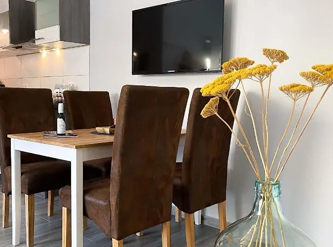 Weinquartier 6 Eventraum Fahrradraum Kaffee Kueche Parken *